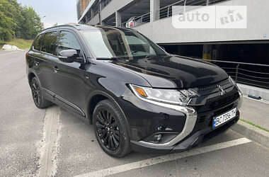 Внедорожник / Кроссовер Mitsubishi Outlander 2019 в Львове