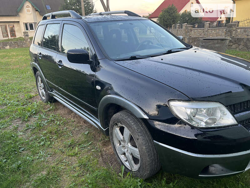 Mitsubishi Outlander 2006