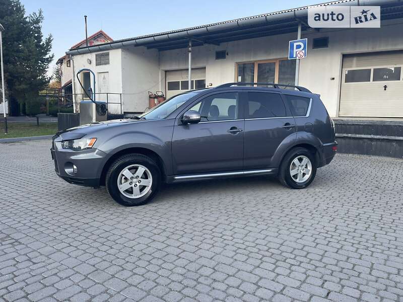 Внедорожник / Кроссовер Mitsubishi Outlander 2010 в Ивано-Франковске