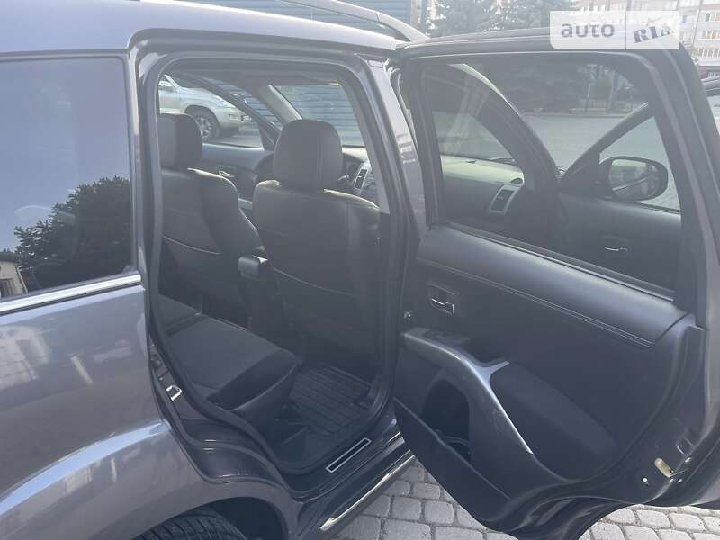 Внедорожник / Кроссовер Mitsubishi Outlander 2010 в Ивано-Франковске