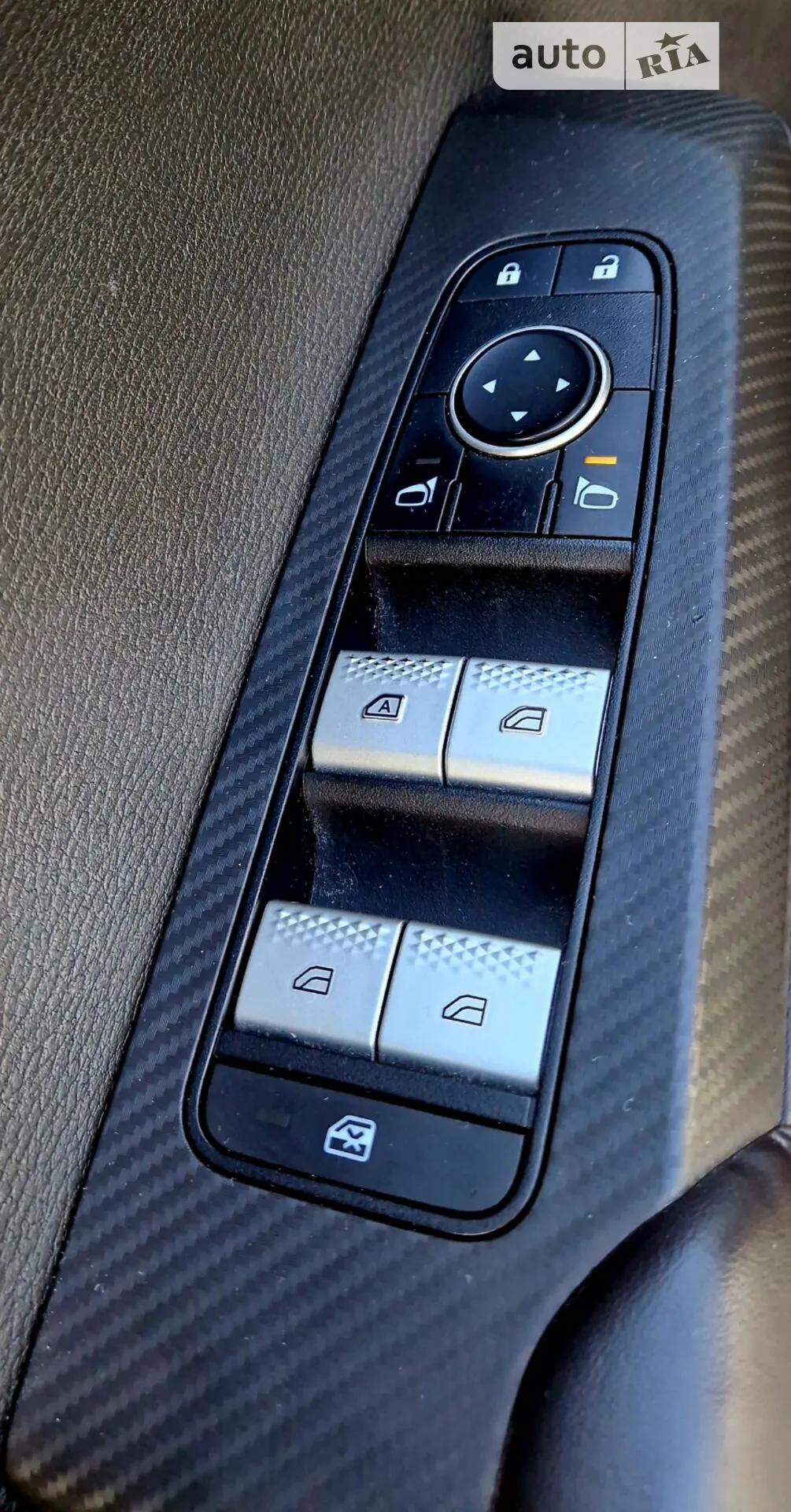 2021 Mitsubishi Outlander - мініатюра 12