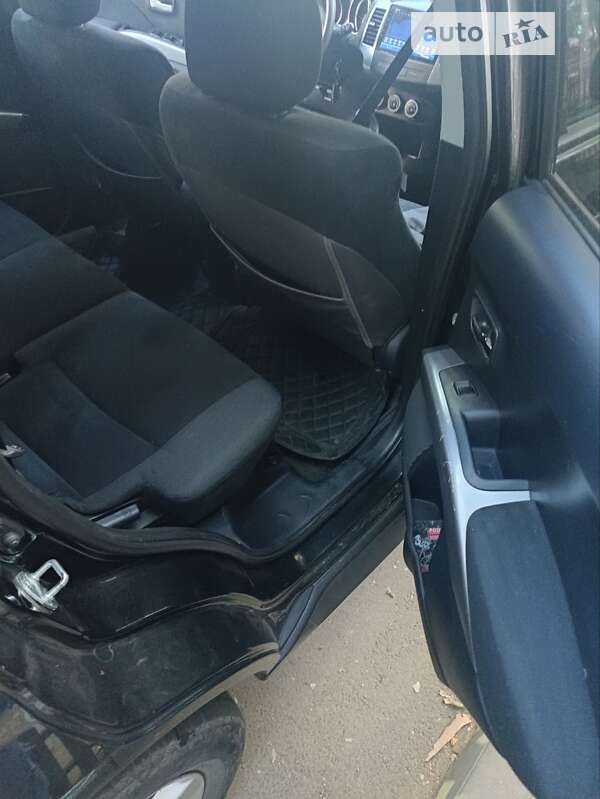 Внедорожник / Кроссовер Mitsubishi Outlander 2008 в Николаеве