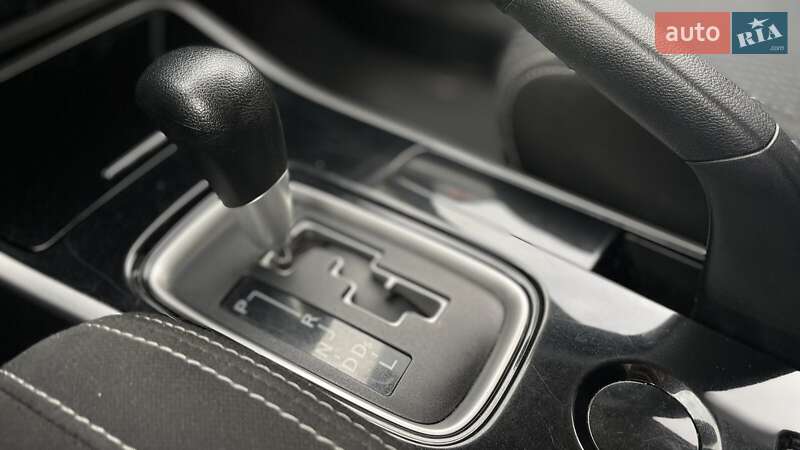 Позашляховик / Кросовер Mitsubishi Outlander 2017 в Луцьку