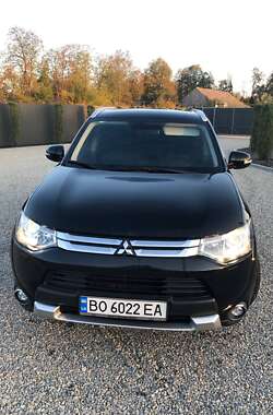 Внедорожник / Кроссовер Mitsubishi Outlander 2014 в Ивано-Франковске