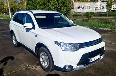 Позашляховик / Кросовер Mitsubishi Outlander 2014 в Калуші