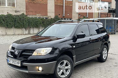 Позашляховик / Кросовер Mitsubishi Outlander 2006 в Калуші