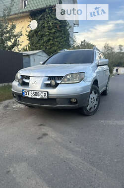 Позашляховик / Кросовер Mitsubishi Outlander 2004 в Одесі