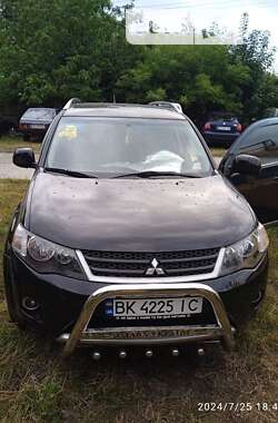 Позашляховик / Кросовер Mitsubishi Outlander 2008 в Гощі