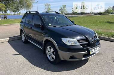 Позашляховик / Кросовер Mitsubishi Outlander 2005 в Черкасах