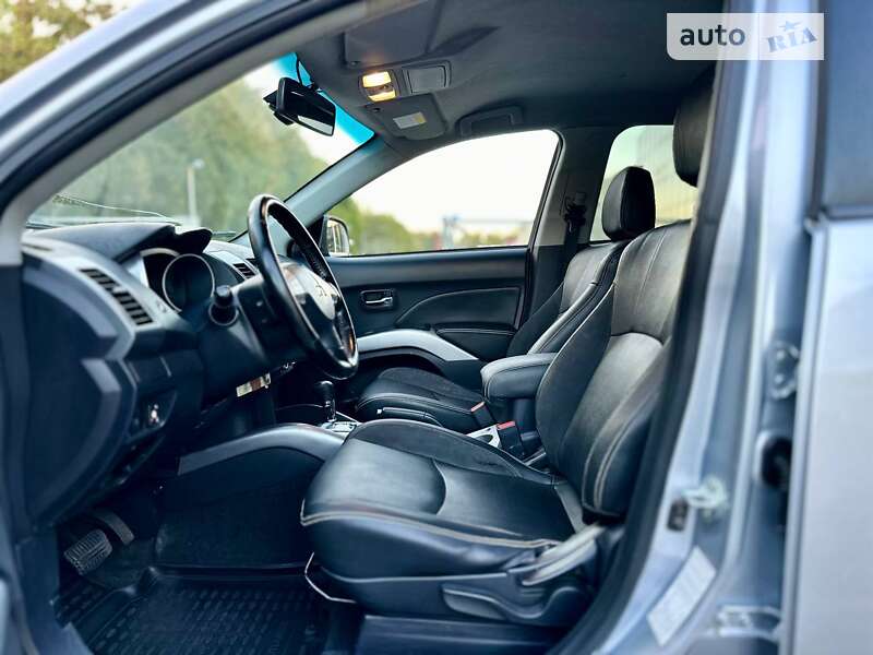Внедорожник / Кроссовер Mitsubishi Outlander 2008 в Днепре