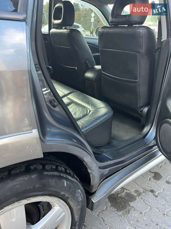 Внедорожник / Кроссовер Mitsubishi Outlander 2005 в Львове фото 4 Внедорожник / Кроссовер Mitsubishi Outlander 2005 в Львове