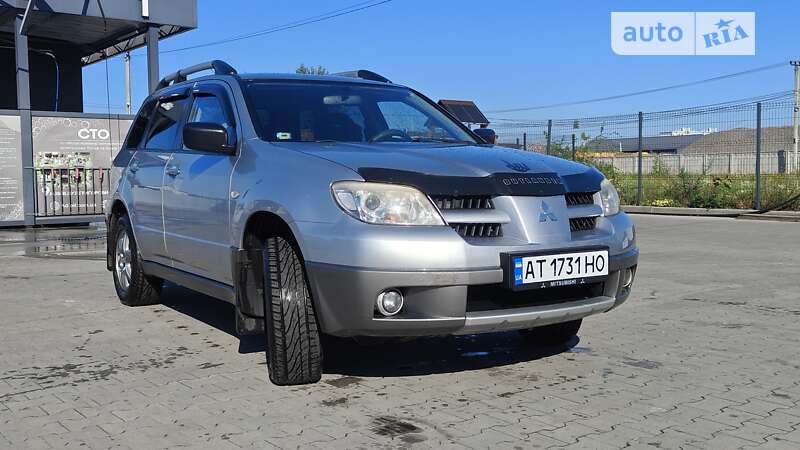 Внедорожник / Кроссовер Mitsubishi Outlander 2008 в Киеве