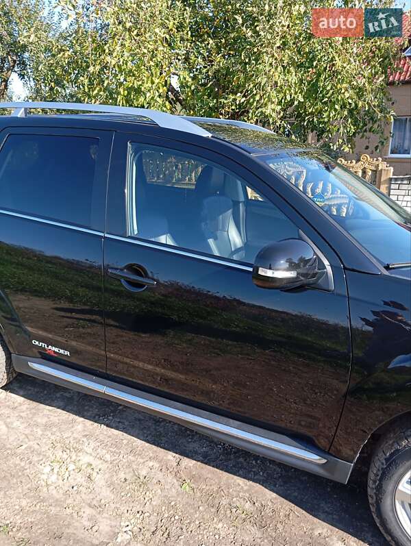 Позашляховик / Кросовер Mitsubishi Outlander 2010 в Бережанах
