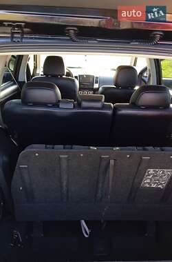 Внедорожник / Кроссовер Mitsubishi Outlander 2010 в 