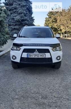 Позашляховик / Кросовер Mitsubishi Outlander 2012 в Білгороді-Дністровському