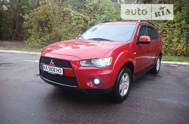 Позашляховик / Кросовер Mitsubishi Outlander 2010 в Києві