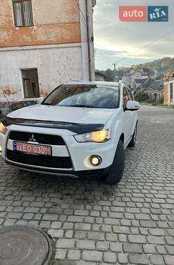 Позашляховик / Кросовер Mitsubishi Outlander 2010 в Кременці