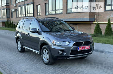 Позашляховик / Кросовер Mitsubishi Outlander 2011 в Житомирі