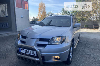 Внедорожник / Кроссовер Mitsubishi Outlander 2004 в Городенке