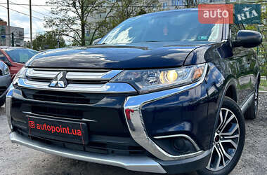 Позашляховик / Кросовер Mitsubishi Outlander 2016 в Сумах