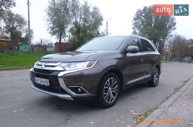 Позашляховик / Кросовер Mitsubishi Outlander 2018 в Запоріжжі