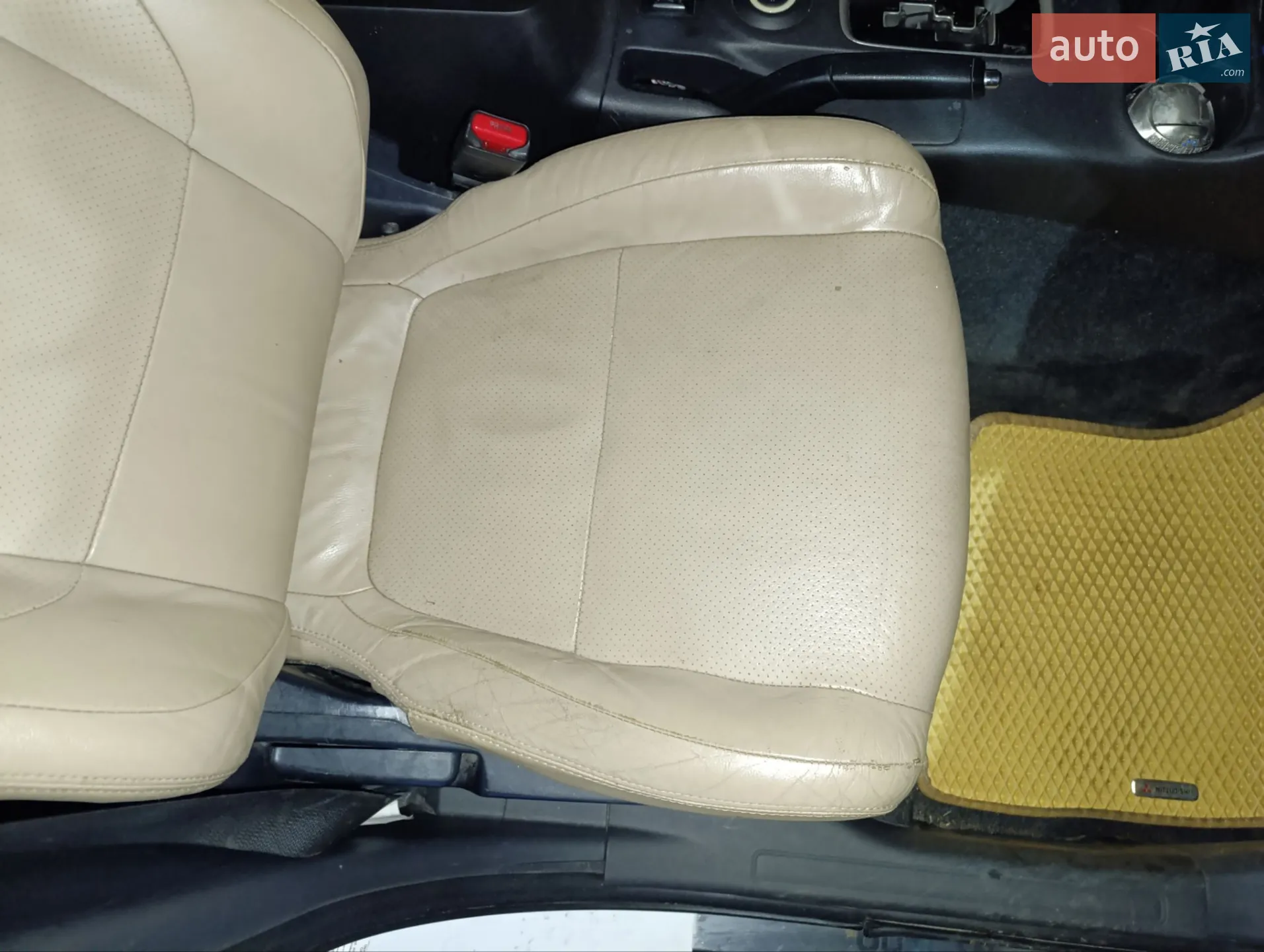2013 Mitsubishi Outlander - мініатюра 11