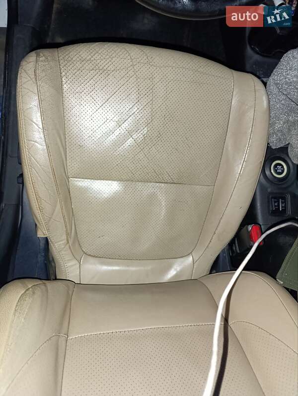 Позашляховик / Кросовер Mitsubishi Outlander 2013 в Білій Церкві