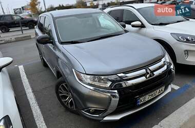 Внедорожник / Кроссовер Mitsubishi Outlander 2017 в Полтаве