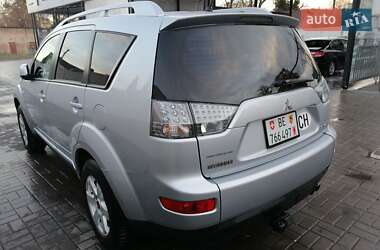 Внедорожник / Кроссовер Mitsubishi Outlander 2009 в Ровно