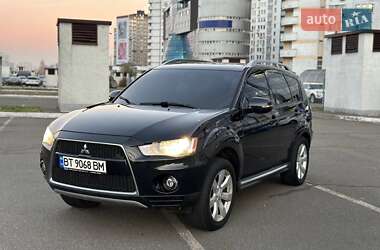 Внедорожник / Кроссовер Mitsubishi Outlander 2012 в Киеве