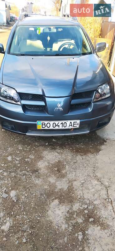 Позашляховик / Кросовер Mitsubishi Outlander 2003 в Тернополі