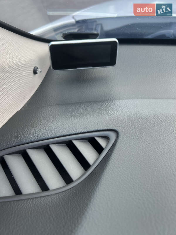 Позашляховик / Кросовер Mitsubishi Outlander 2018 в Кривому Розі