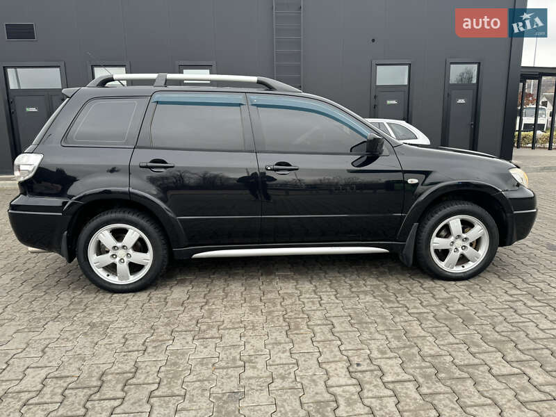Позашляховик / Кросовер Mitsubishi Outlander 2009 в Івано-Франківську