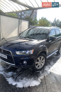 Внедорожник / Кроссовер Mitsubishi Outlander 2010 в Кропивницком