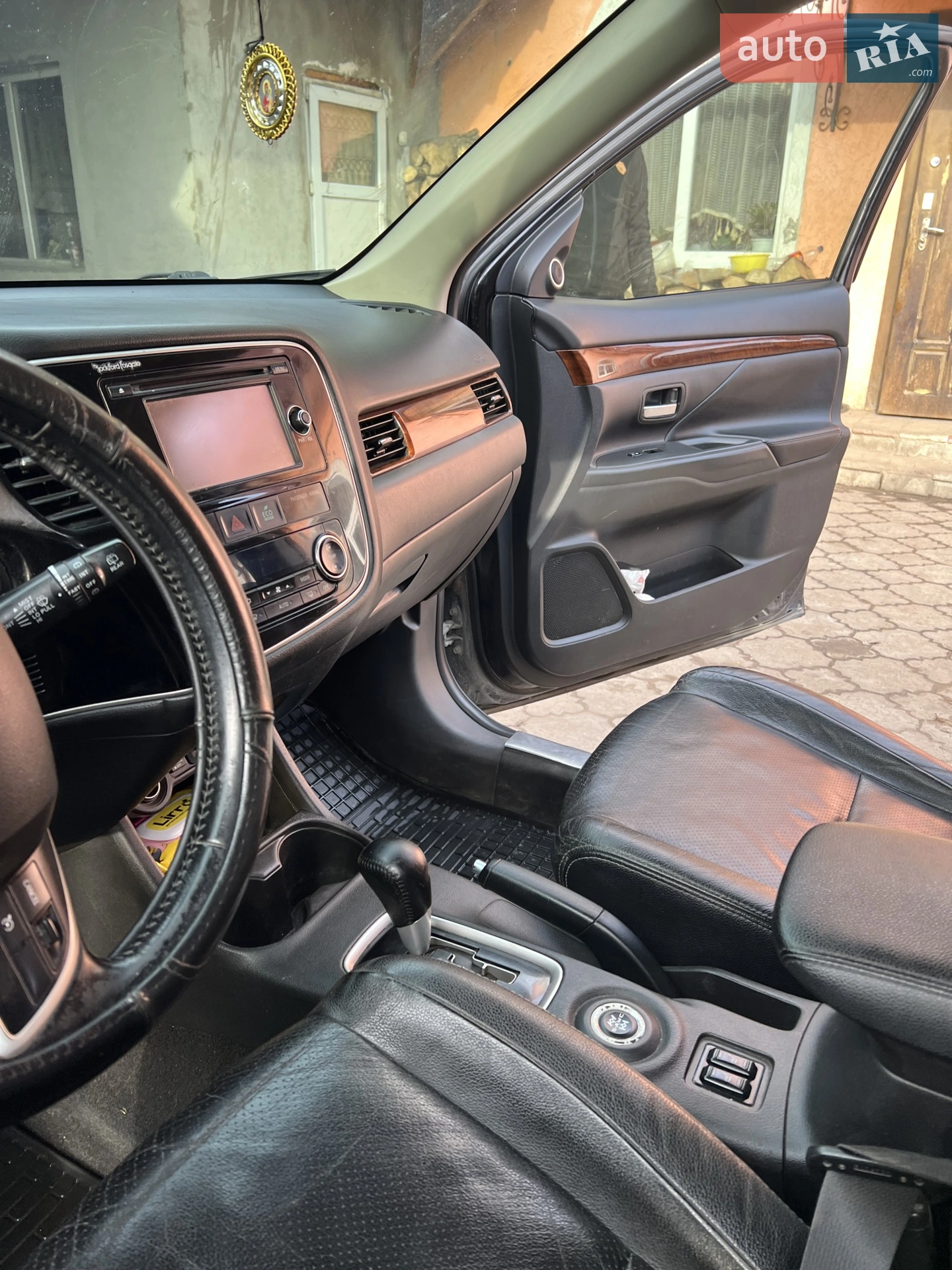 2014 Mitsubishi Outlander - мініатюра 6