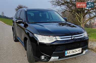 Позашляховик / Кросовер Mitsubishi Outlander 2014 в Харкові