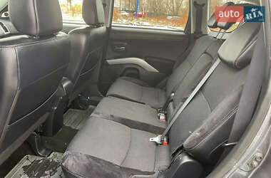 Внедорожник / Кроссовер Mitsubishi Outlander 2011 в Киеве