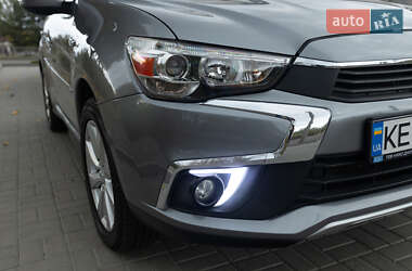 Позашляховик / Кросовер Mitsubishi Outlander 2015 в Дніпрі