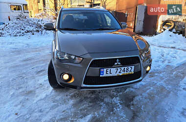 Внедорожник / Кроссовер Mitsubishi Outlander 2010 в Житомире