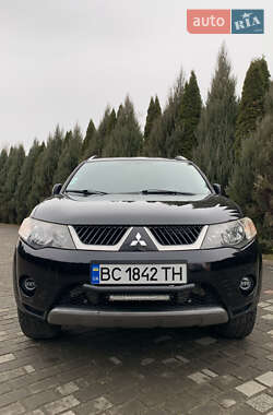 Внедорожник / Кроссовер Mitsubishi Outlander 2007 в Самборе