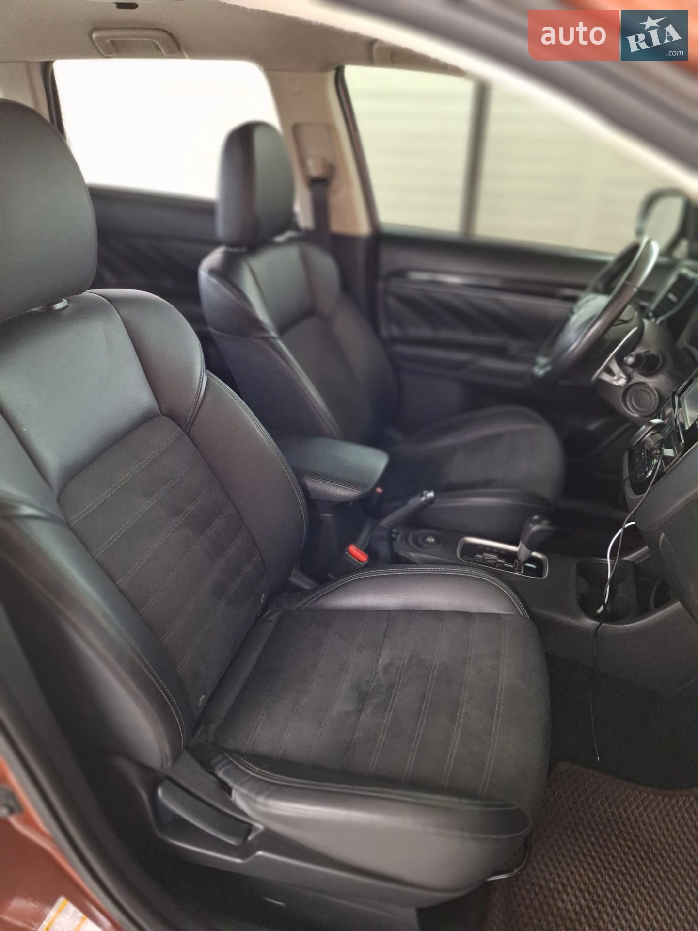 2015 Mitsubishi Outlander - мініатюра 18