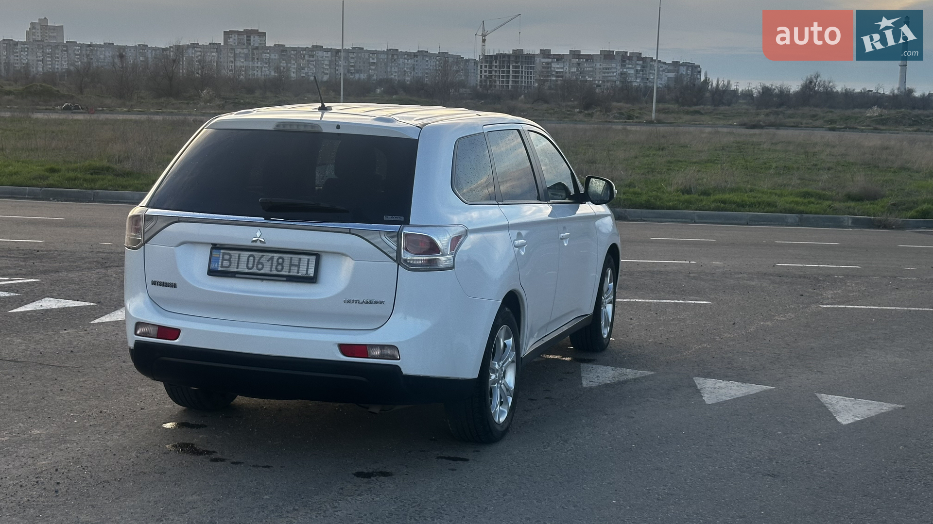 2013 Mitsubishi Outlander - мініатюра 8