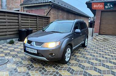 Внедорожник / Кроссовер Mitsubishi Outlander 2007 в Гайсине