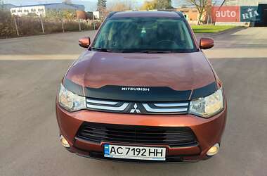 Позашляховик / Кросовер Mitsubishi Outlander 2012 в Луцьку