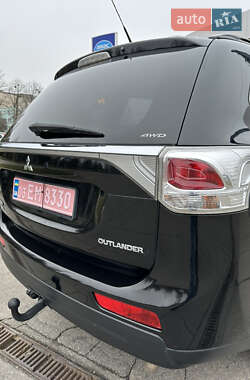 Позашляховик / Кросовер Mitsubishi Outlander 2013 в Миргороді