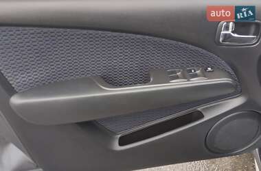 Внедорожник / Кроссовер Mitsubishi Outlander 2008 в 