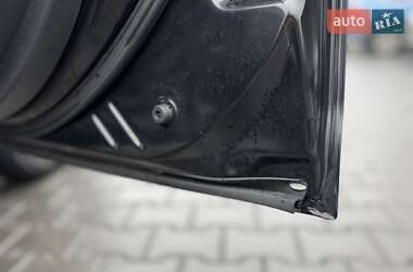 Внедорожник / Кроссовер Mitsubishi Outlander 2014 в 