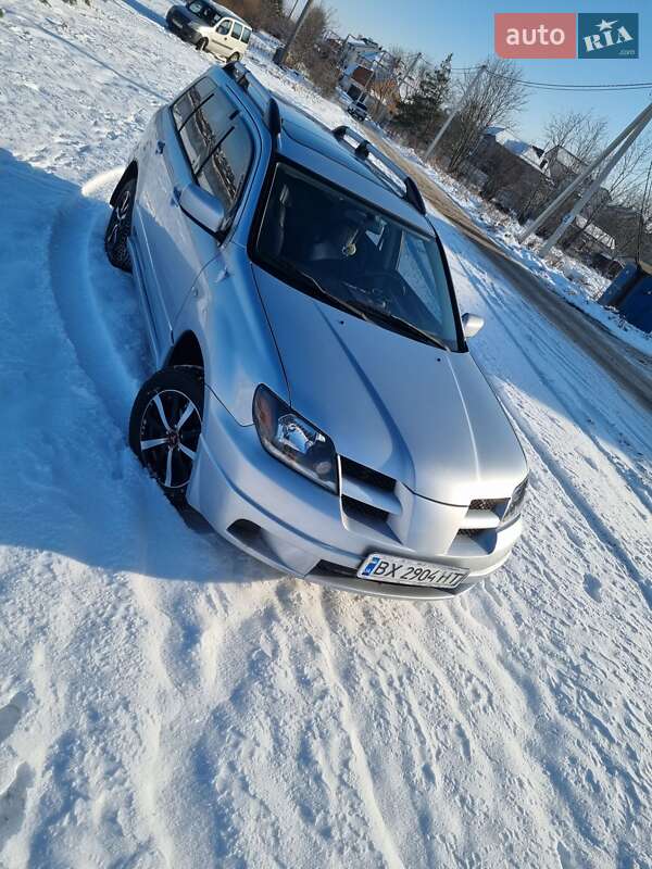 Позашляховик / Кросовер Mitsubishi Outlander 2003 в Хмельницькому