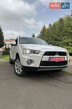 Позашляховик / Кросовер Mitsubishi Outlander 2011 в Кривому Розі