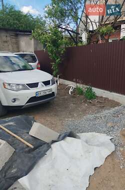 Внедорожник / Кроссовер Mitsubishi Outlander 2008 в 